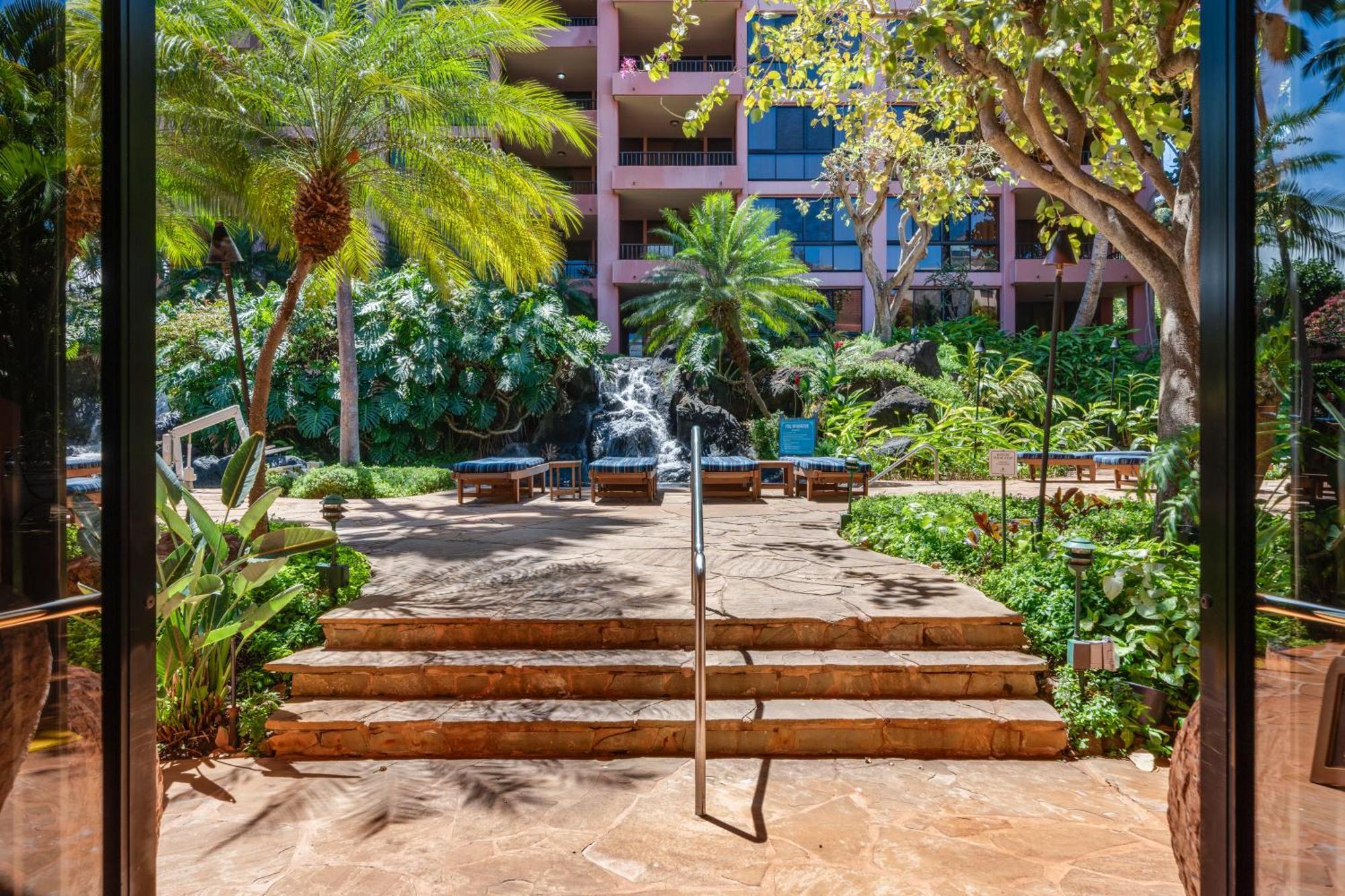 Kahana Falls Resort Napili-Honokowai Exterior photo